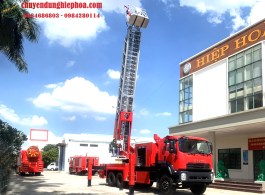 Xe thang cứu hộ 32m
