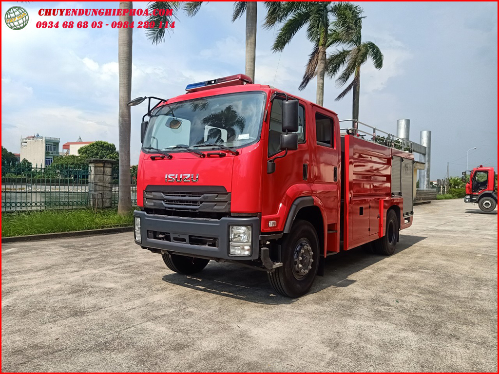 xe-chua-chay-7-khoi-isuzu